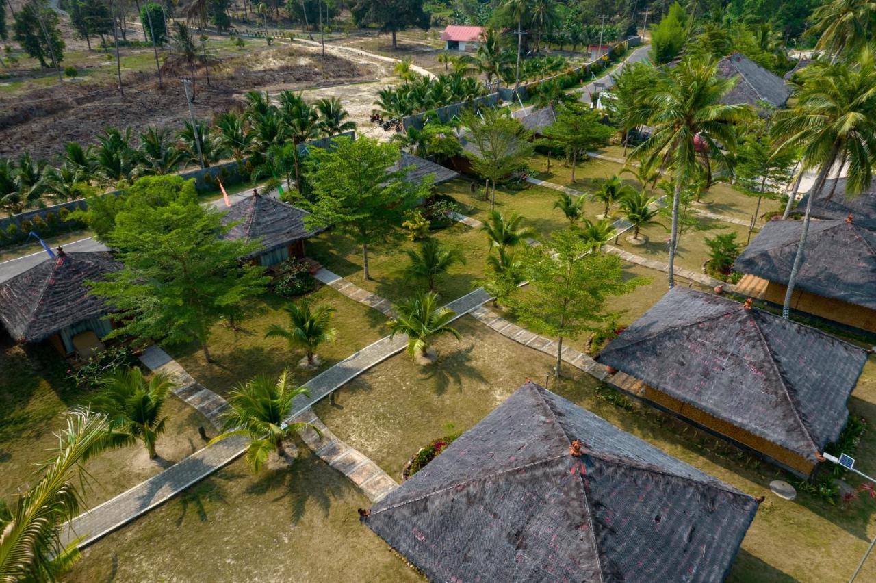 Bintan Exotica Resort By Waringin Hospitality Berakit Exterior foto