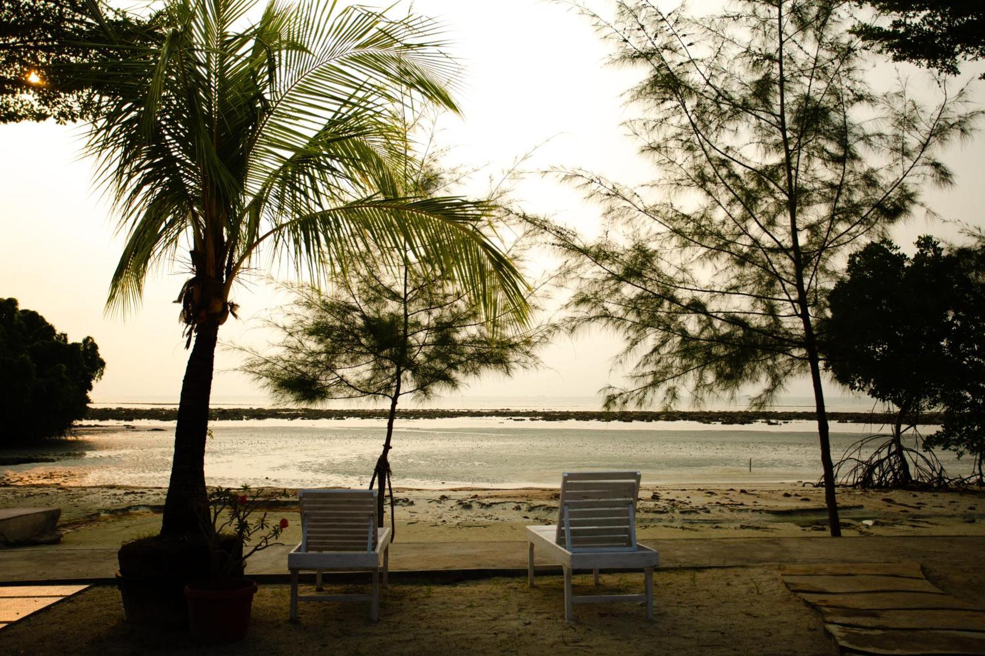 Bintan Exotica Resort By Waringin Hospitality Berakit Exterior foto