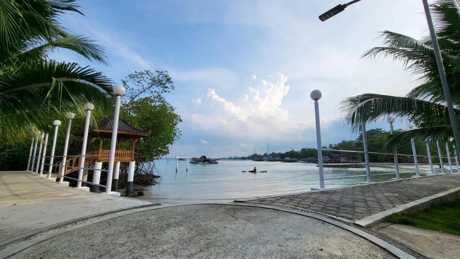 Bintan Exotica Resort By Waringin Hospitality Berakit Exterior foto